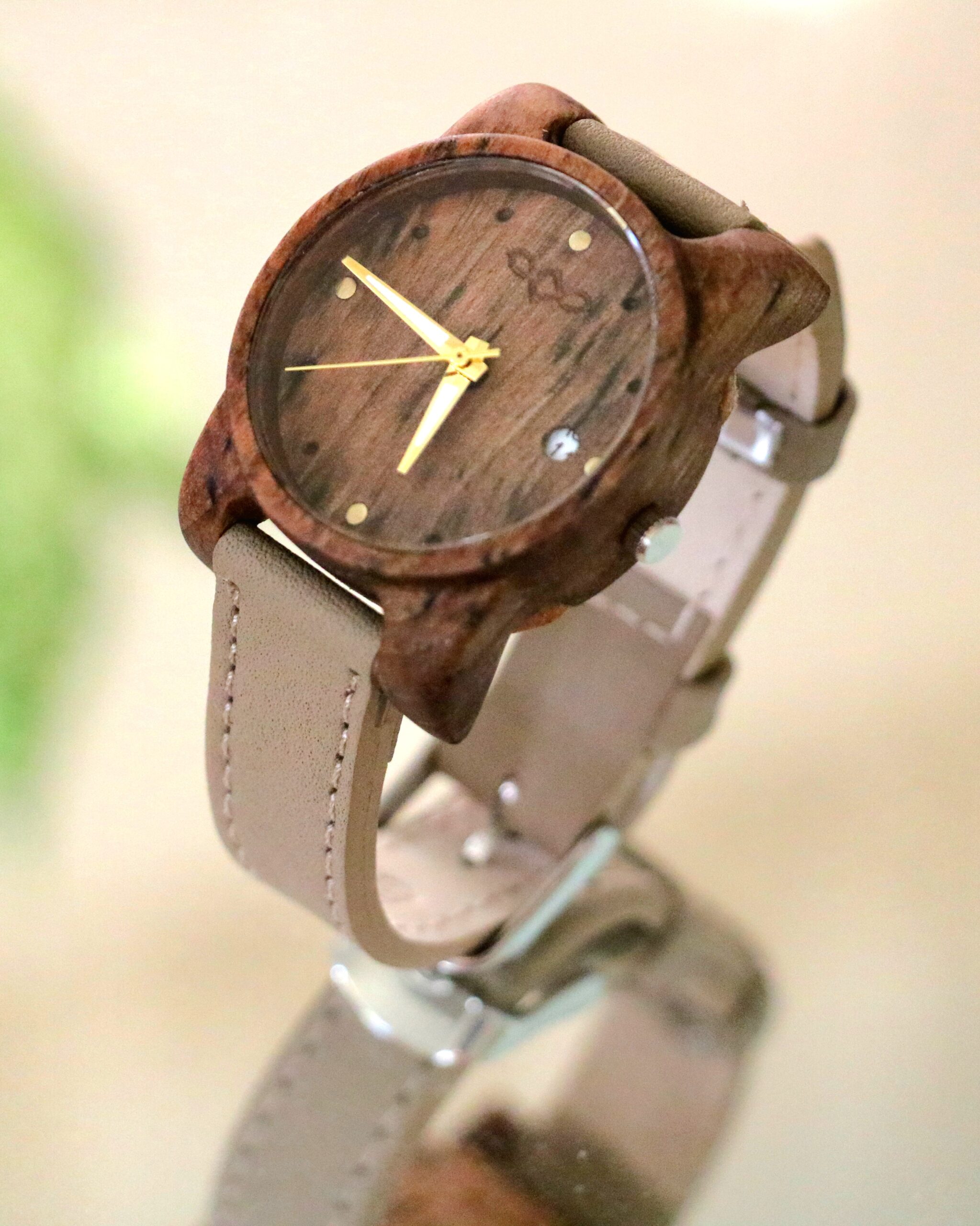 ساعت مچی چوبی خوش قیمت مناسب هدیه